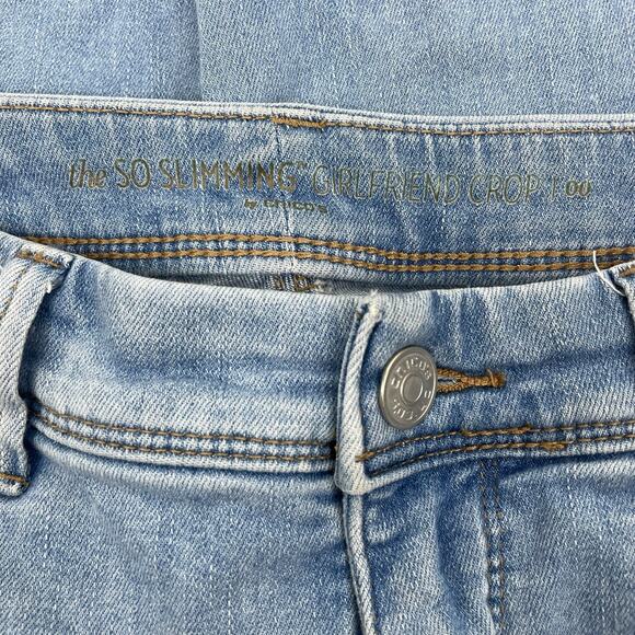 Chico's So Slimming Girlfriend Destructed Crop Jeans Light Wash Size 00 - Picture 10 of 11